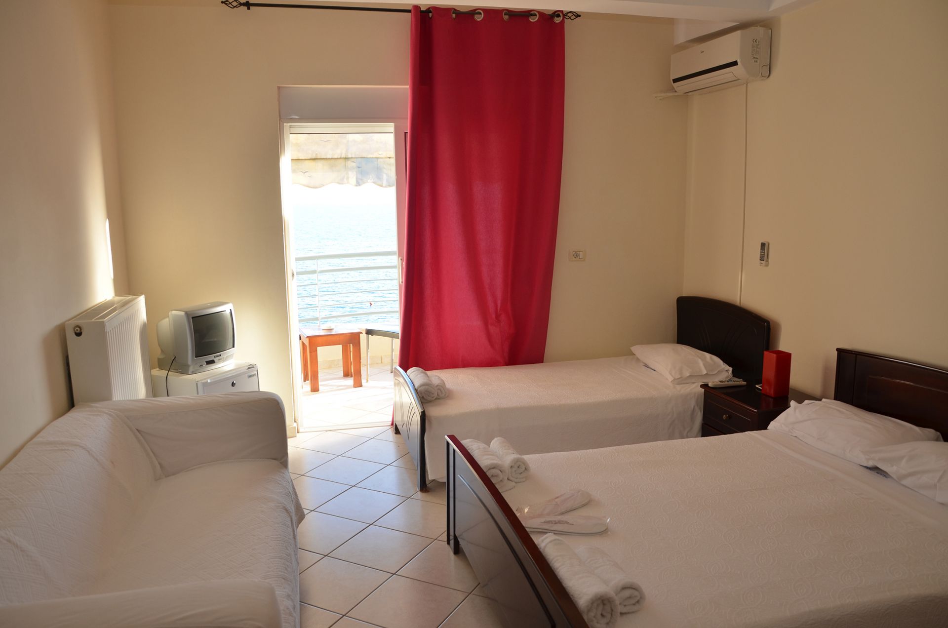 Hotel Epirus - Saranda, Albania - Obóz młodzieżowy 2019