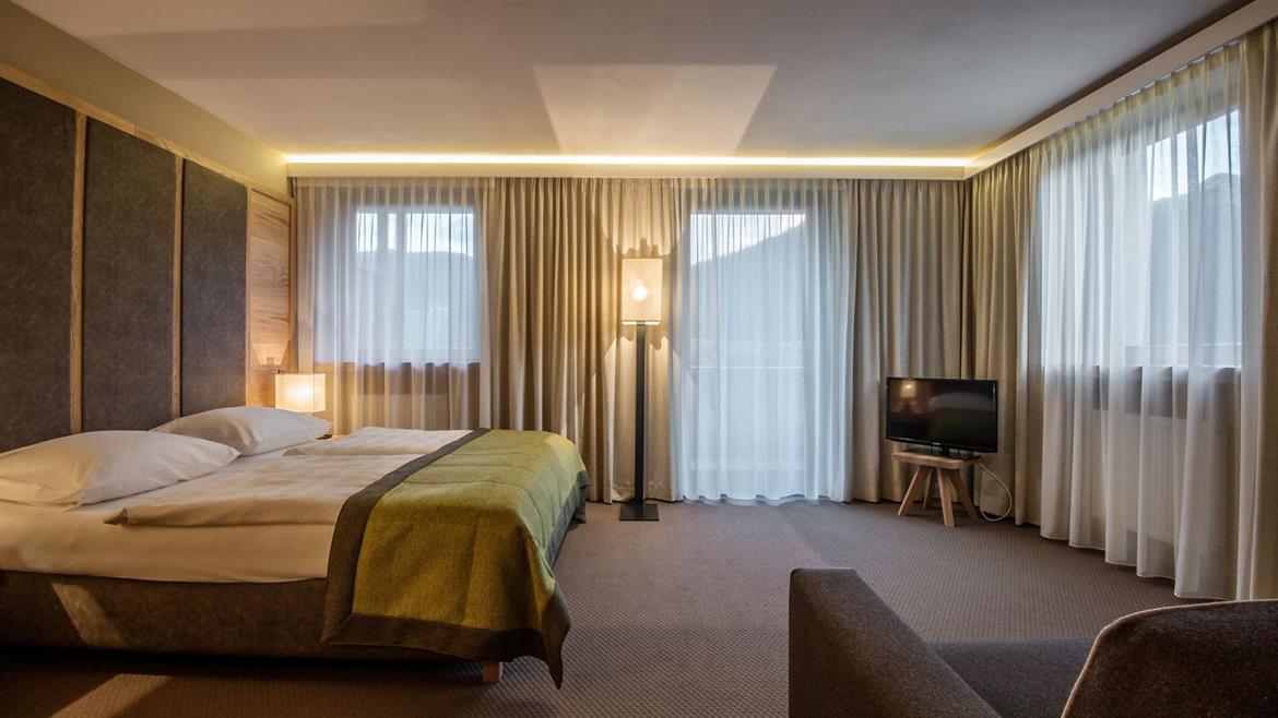 Hotel Arlara - Corvara, Włochy - wczasy, narty 2019/2020 | Berg-Travel