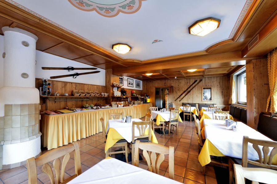 Hotel Montana - Madonna di Campiglio, Włochy - Narty 2018/2019