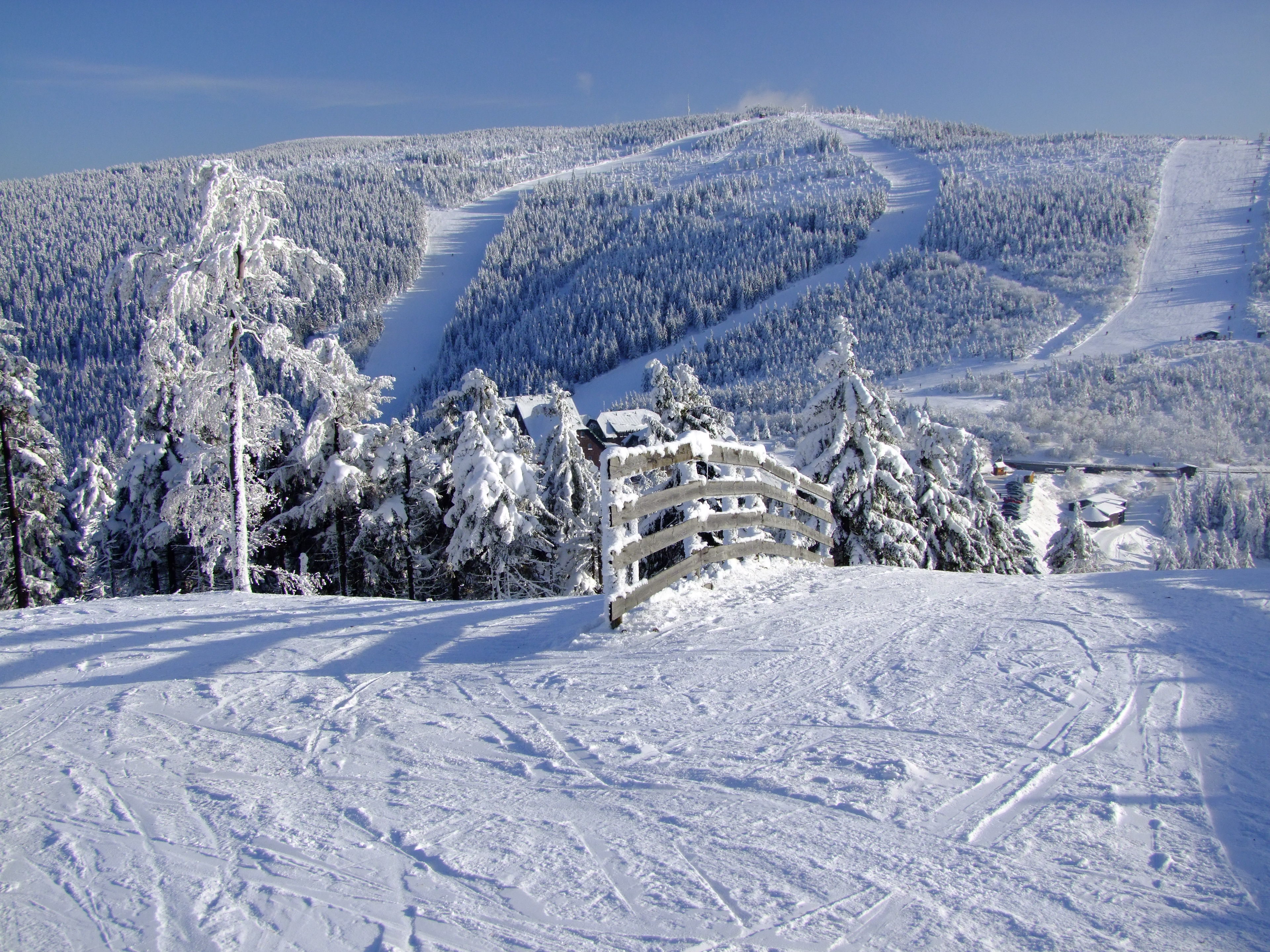 DSCF0255 Hotel Cervenohorske Sedlo - Czechy - Białe szkoły