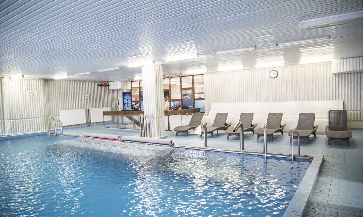 chc1 Hotel Cervenohorske Sedlo - Czechy - Białe szkoły