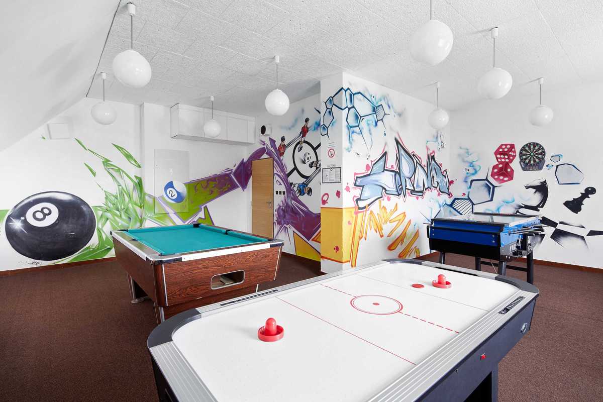 chc15 Hotel Cervenohorske Sedlo - Czechy - Białe szkoły