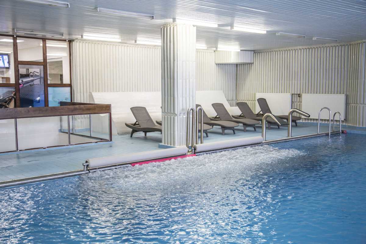 chc3 Hotel Cervenohorske Sedlo - Czechy - Białe szkoły