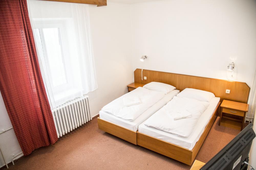 chc7 Hotel Cervenohorske Sedlo - Czechy - Białe szkoły